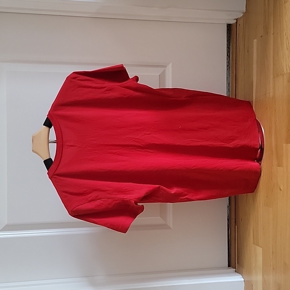 Lacoste V Neck T-Shirt - Picture 3 of 3